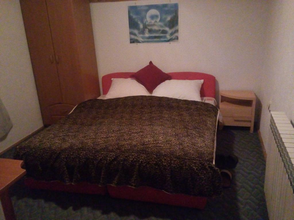 Hostel Gonzo Sarajevo Ngoại thất bức ảnh