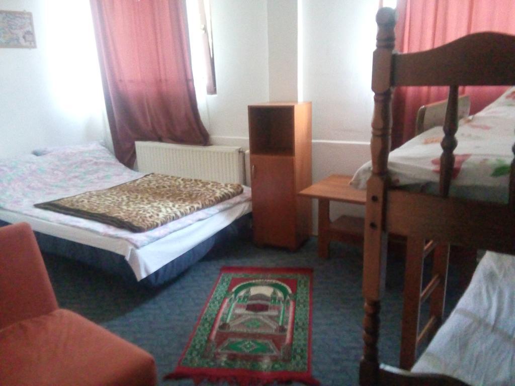 Hostel Gonzo Sarajevo Ngoại thất bức ảnh