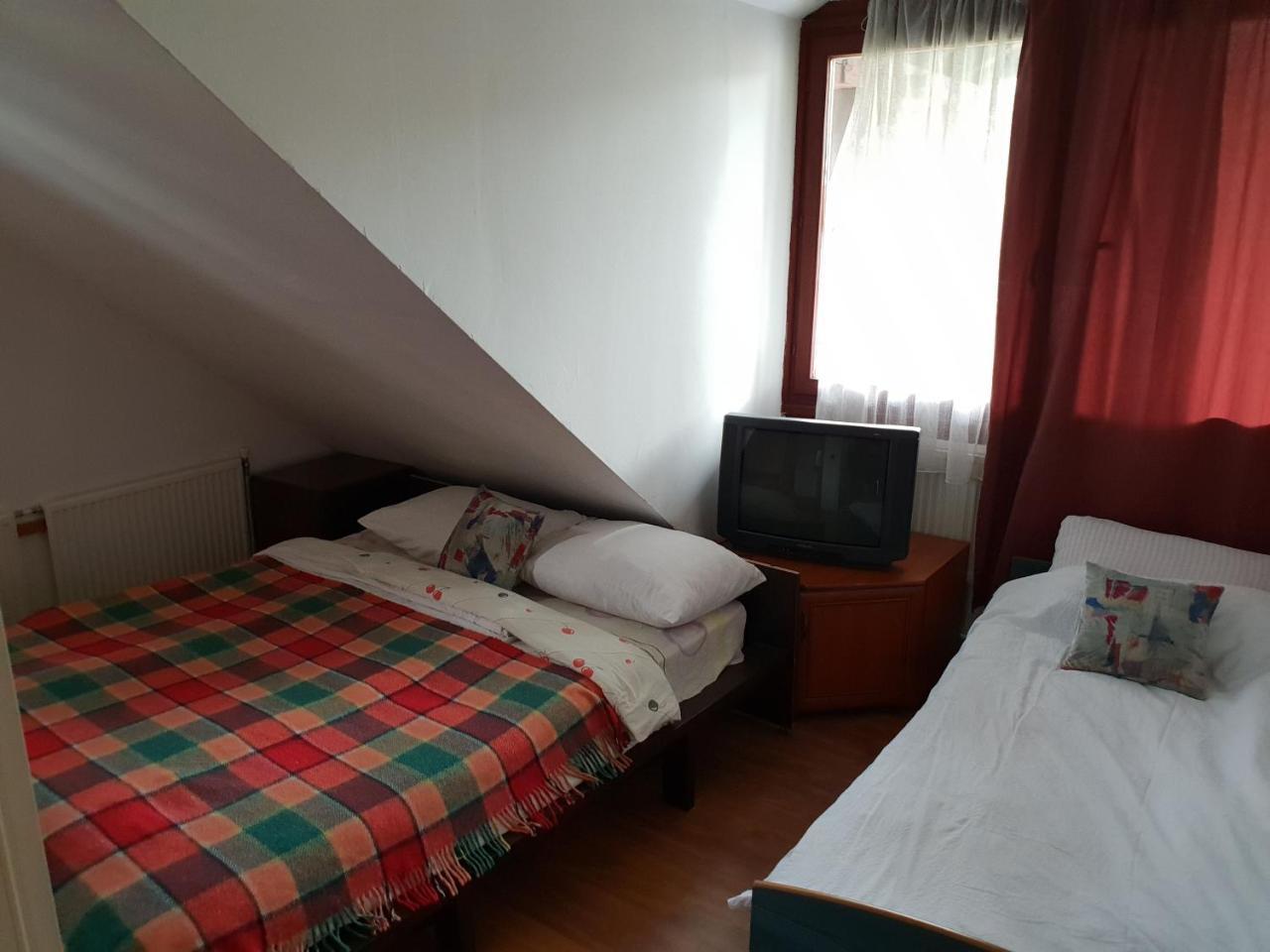 Hostel Gonzo Sarajevo Ngoại thất bức ảnh